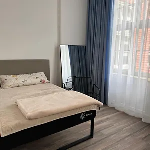 https://apartament-bkitny.hotelswroclaw.com